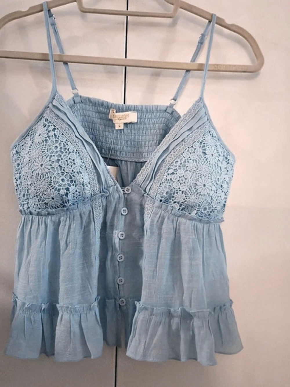 REBELLION Lace Trim Ruffled Camisole in Blue Size Large NWT